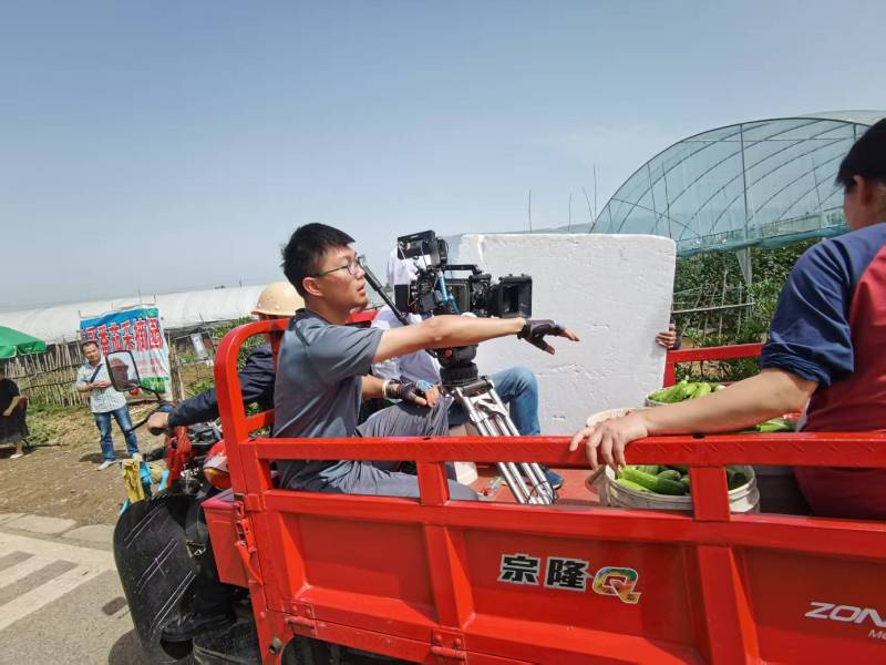 电商爆款背后的推手：宝丰县产品视频拍摄公司精准捕捉卖点痛点